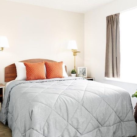 Intown Suites Extended Stay North Charleston Sc - Ashley Phosphate Εξωτερικό φωτογραφία